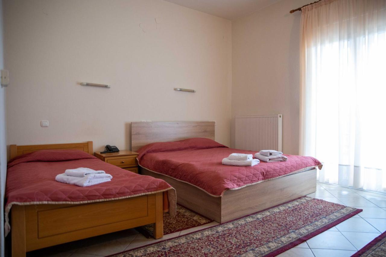 Hotel Kastro Sérvia Dış mekan fotoğraf