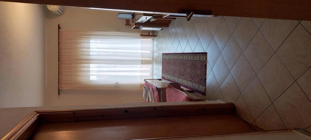 Hotel Kastro Sérvia Dış mekan fotoğraf