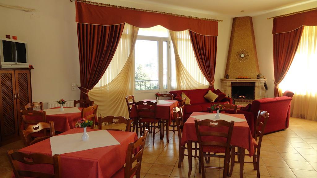 Hotel Kastro Sérvia Dış mekan fotoğraf