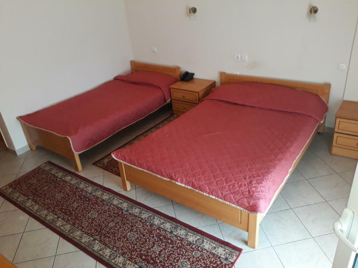 Hotel Kastro Sérvia Dış mekan fotoğraf